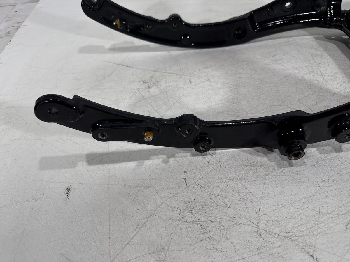13 Harley Street Glide Touring FLHX OEM Rear Back Sub Frame Rail Bar 48079-09BHP