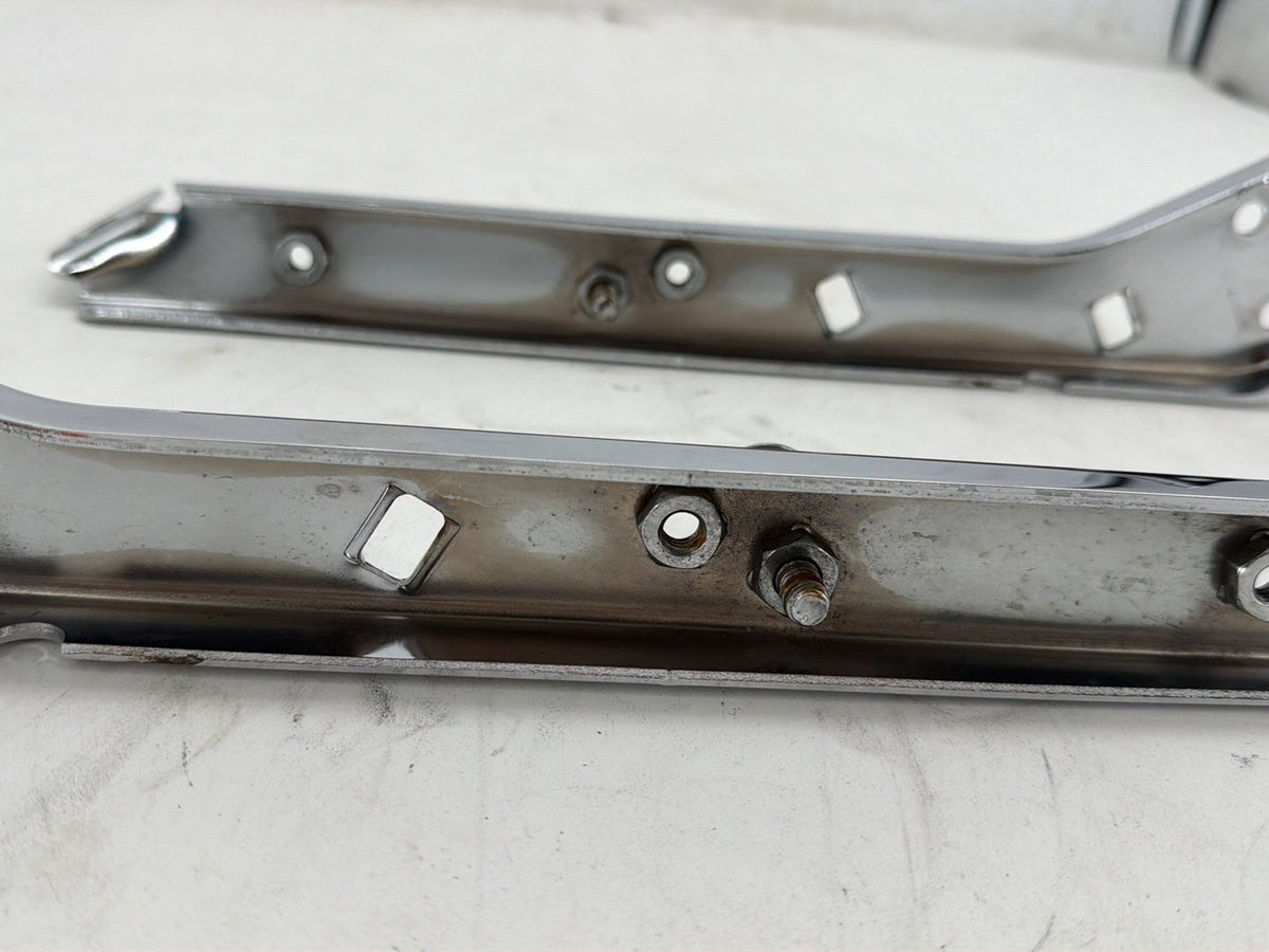 07 Harley Street Glide Touring OEM Left Right Saddlebag Fender Struts Brackets