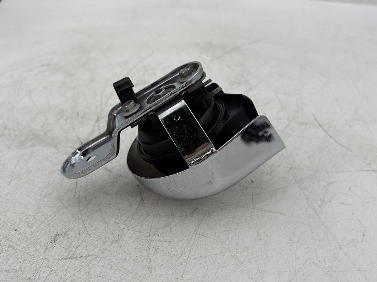 2008 Harley Dyna FXDL Low Rider Anniversary OEM Horn Signal Klaxon Chrome Cover