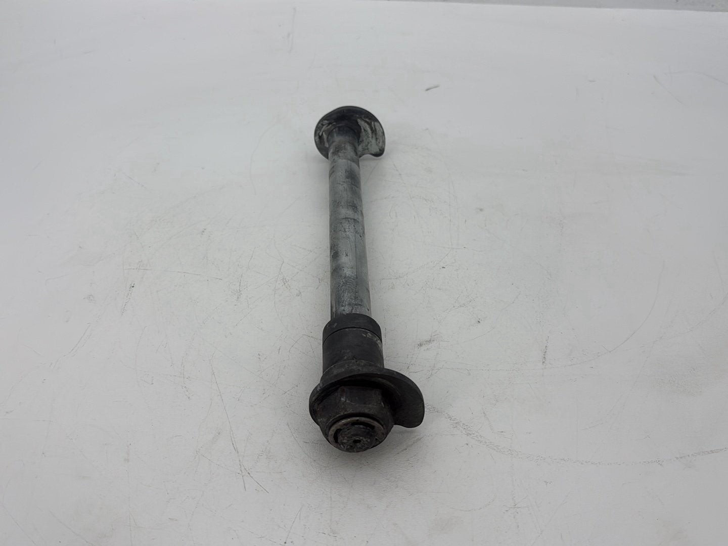2005 Harley Touring FLHRCI Road King Classic OEM Rear Wheel Axle Bolt Shaft