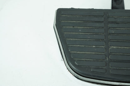 1999 - 2006 Harley-Davidson Touring Road King Police Left & Right Passenger Floorboard Foot Rest 50606-86A