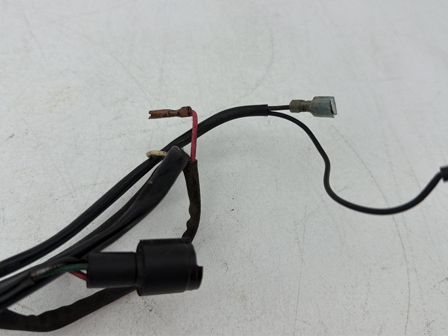 1984 - 1998 Harley-Davidson Touring Electra Glide Classic Wire Harness Loom Plug In Connector 32435-94
