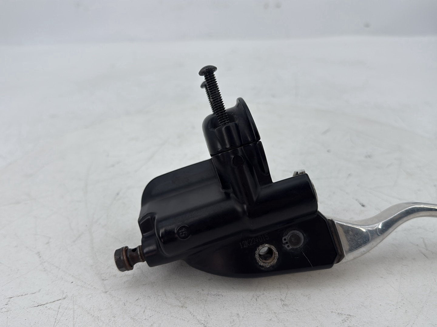 2008 - 2016 Harley-Davidson Touring Electra Glide Ultra Front Right Brake Lever Master Cylinder 44551-08C