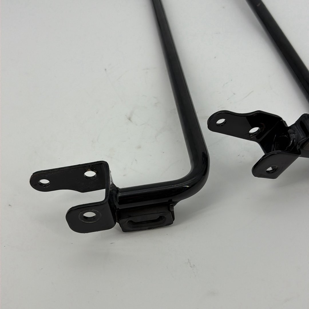 2008 - 2016 Harley-Davidson Touring Street Glide Rear Left Right Saddlebag Guard Rails Bar 90200549