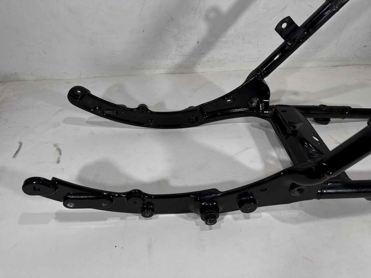 16 Harley Road Glide Touring FLTRXS OEM Rear Back Sub Frame Rail Bar 48079-09BHP