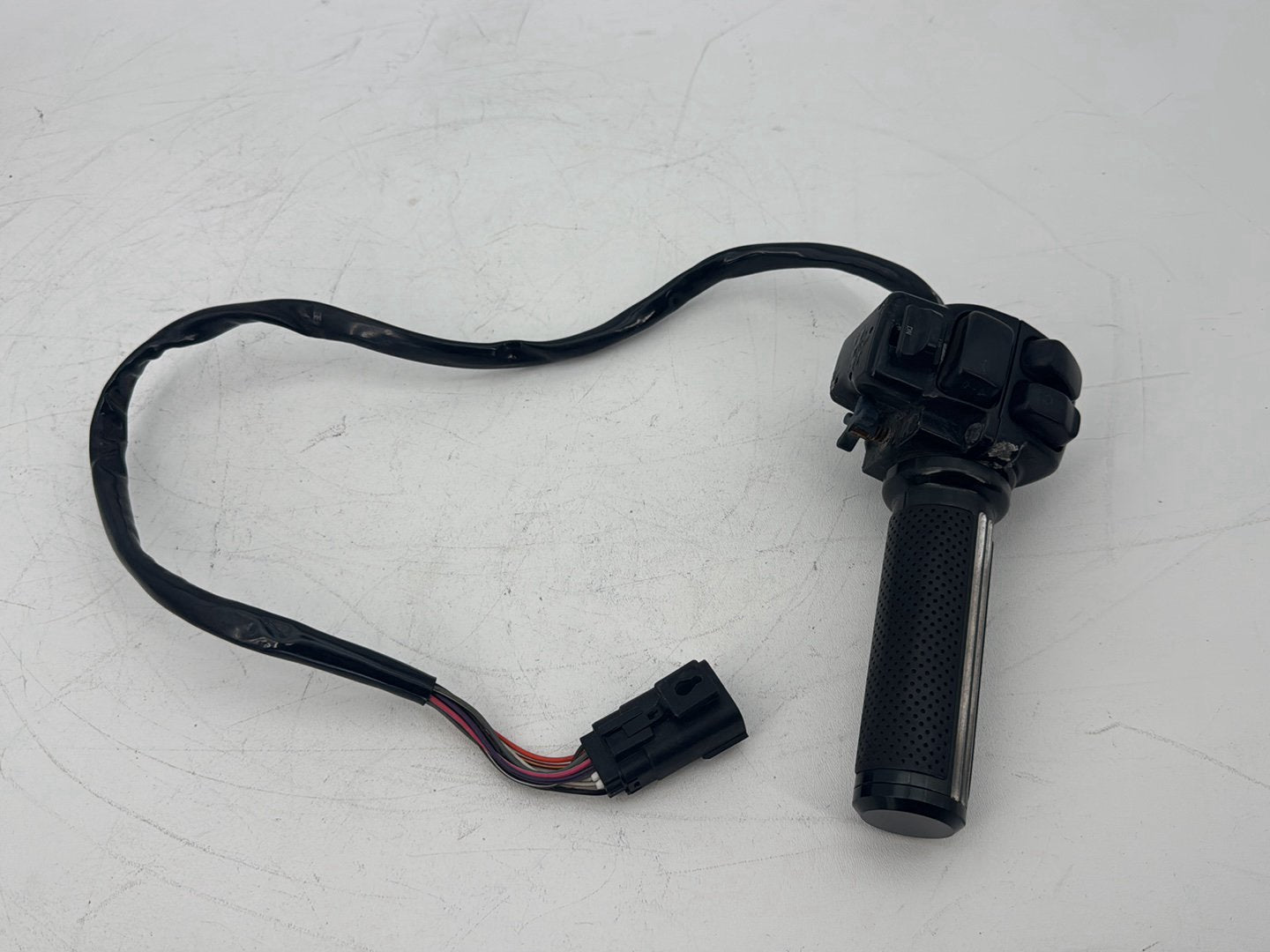 2008 Harley Touring FLHT Electra Glide OEM Right Engine Start Kill Switches Controls