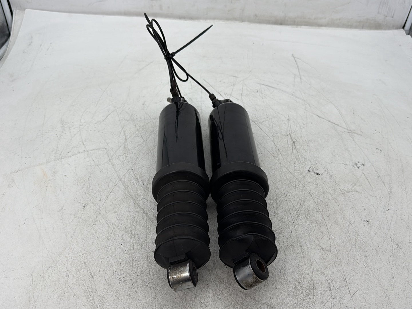 1995 Harley Road King Touring OEM Rear Left Right Shock Absorbers 13"