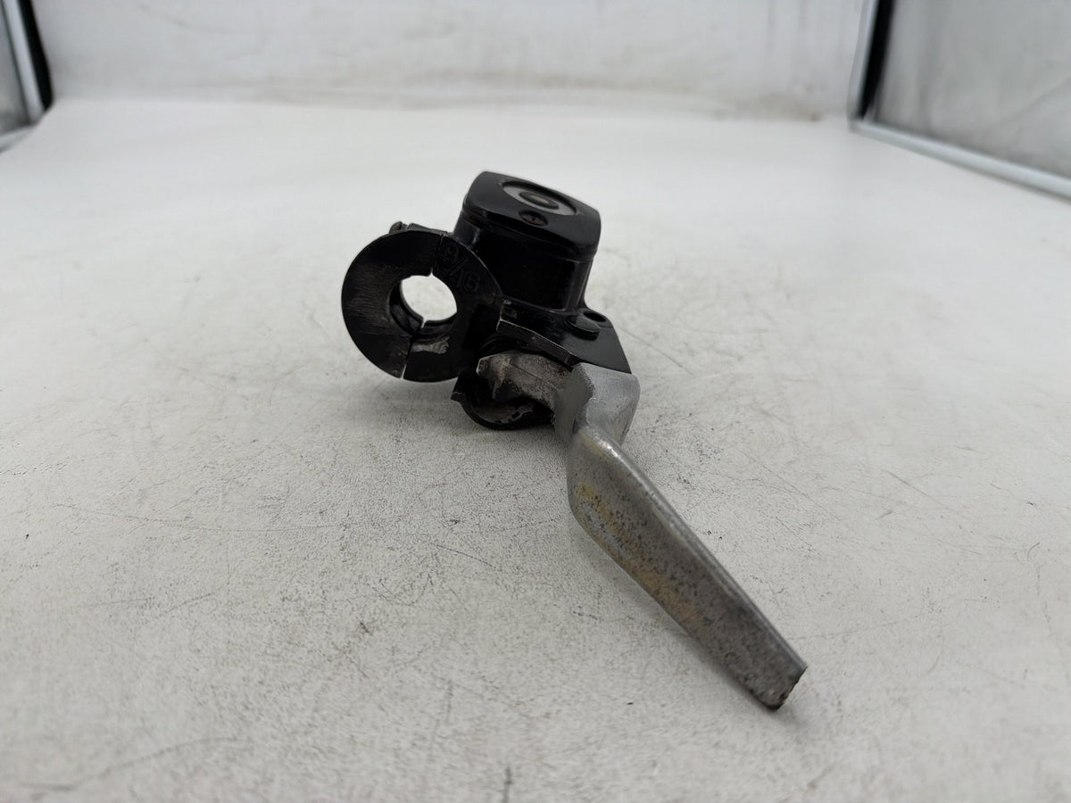 2002 Harley Heritage Softail Classic OEM Front Right Brake Lever Master Cylinder