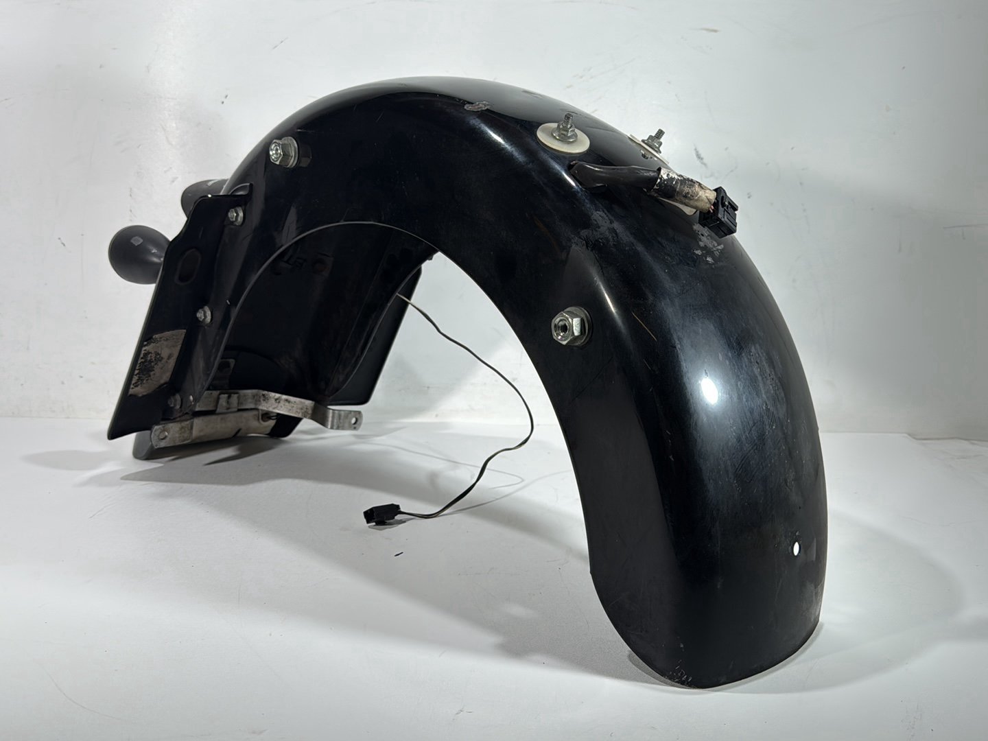 2007 Harley Street Glide Touring FLHX OEM Rear Wheel Fender & Turn Signals Bar