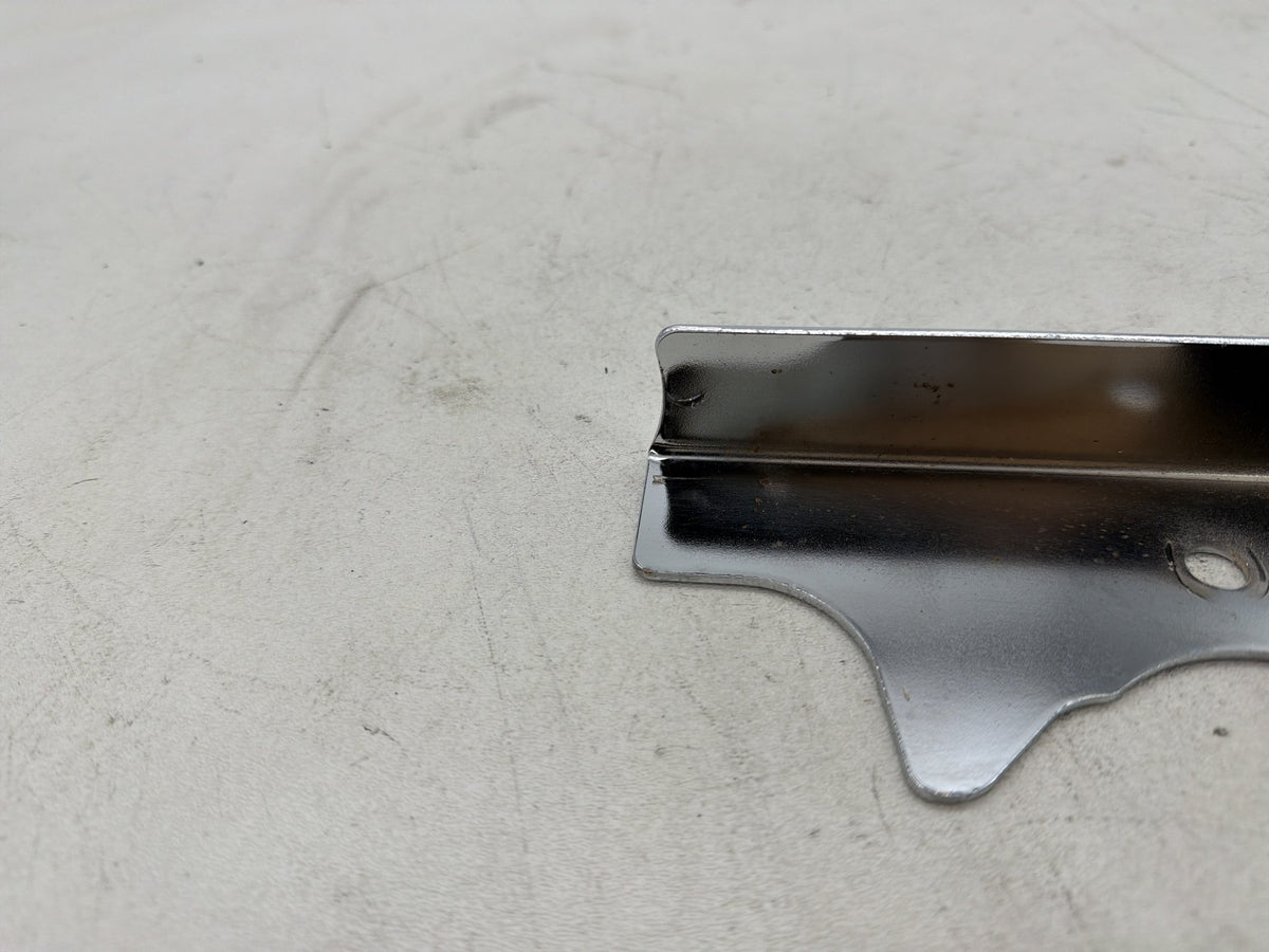 2005 Harley Dyna Wide Glide FXDWG OEM Front Fork Bracket Cover 45685-93