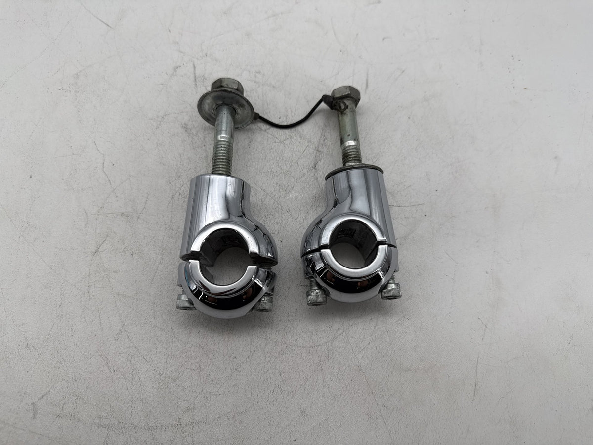2008 Harley Softail Custom FXSTC OEM Front Handlebar Risers Riser 55984-07