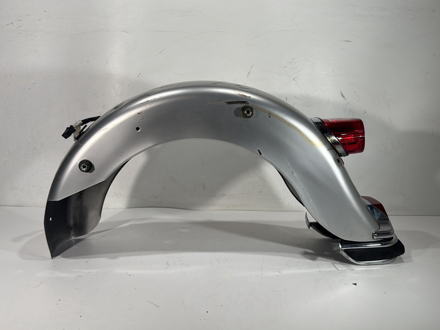 2003 Harley Electra Glide Touring Ultra FLHTCUI OEM Rear Wheel Fender Taillight Brake Lamp