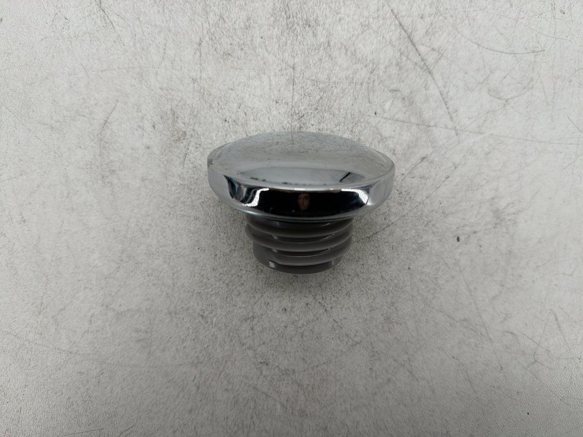 2012 Harley Electra Glide Touring Ultra OEM Fuel Cap Gas Tank Bushing Hub
