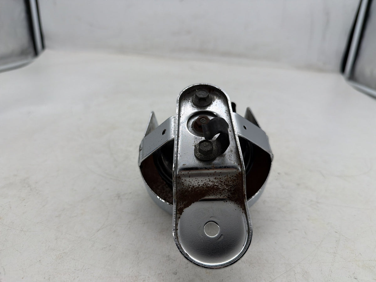 2004 Harley Electra Glide Touring Ultra OEM Horn Signal Klaxon Chrome Cover