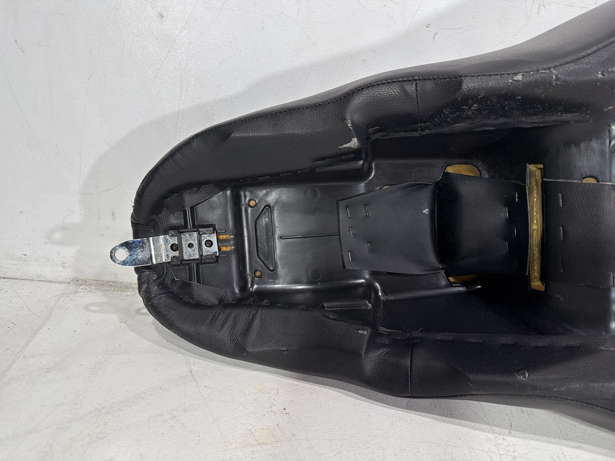 2012 Harley Street Glide Touring FLHX OEM Passenger Rider Driver Seat Saddle