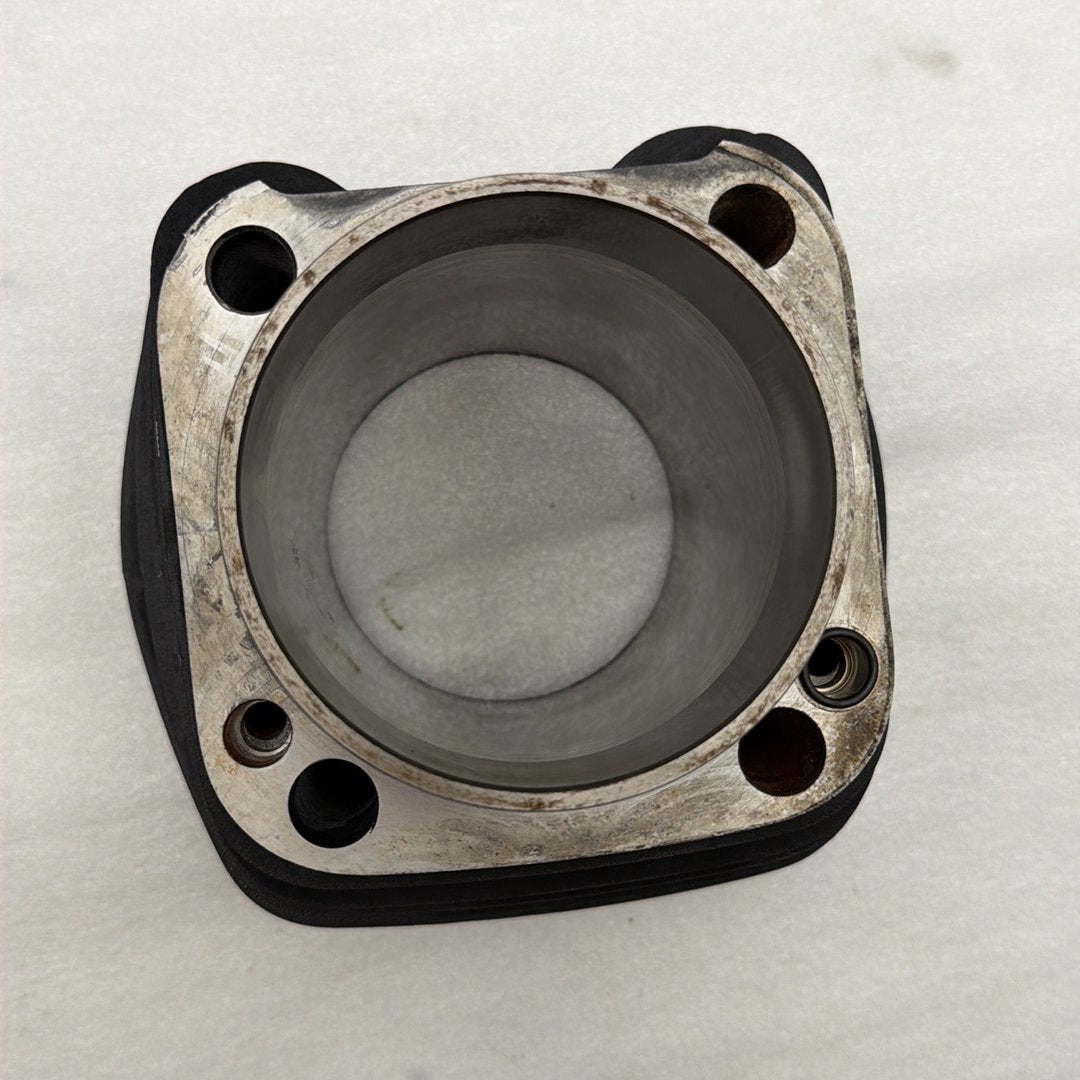 2000 - 2006 Harley-Davidson Dyna Wide Glide Twin Cam Engine Jug 1 Cylinder Barrel 16526-99