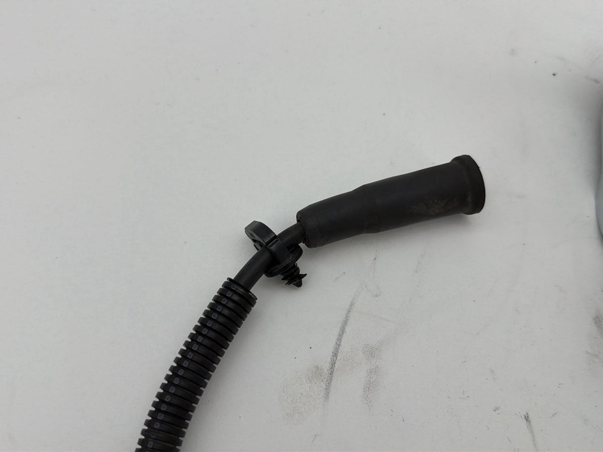 2005 Harley Sportster 1200 Roadster XL1200R OEM Ignition Coil Spark Plugs Cable