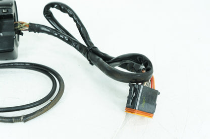 1999 - 2006 Harley-Davidson Touring Electra Glide Right Engine Start Kill Switches Controls 71684-06A