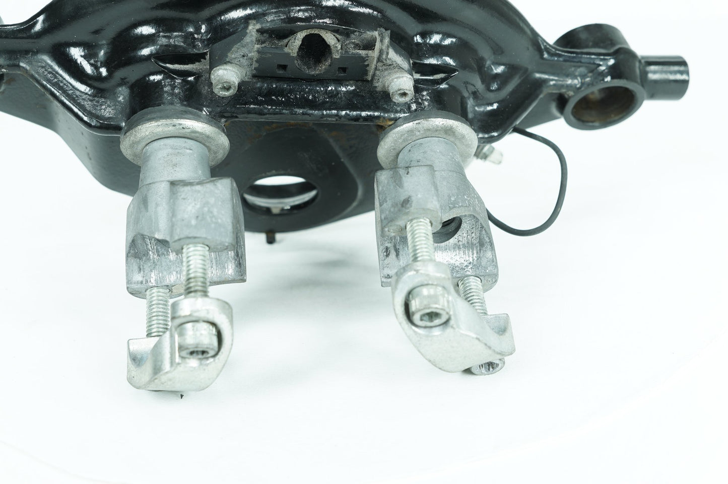 1999 - 2006 Harley-Davidson Touring Electra Glide Ultra Front Fork Upper Triple Tree Clamps 45435-95