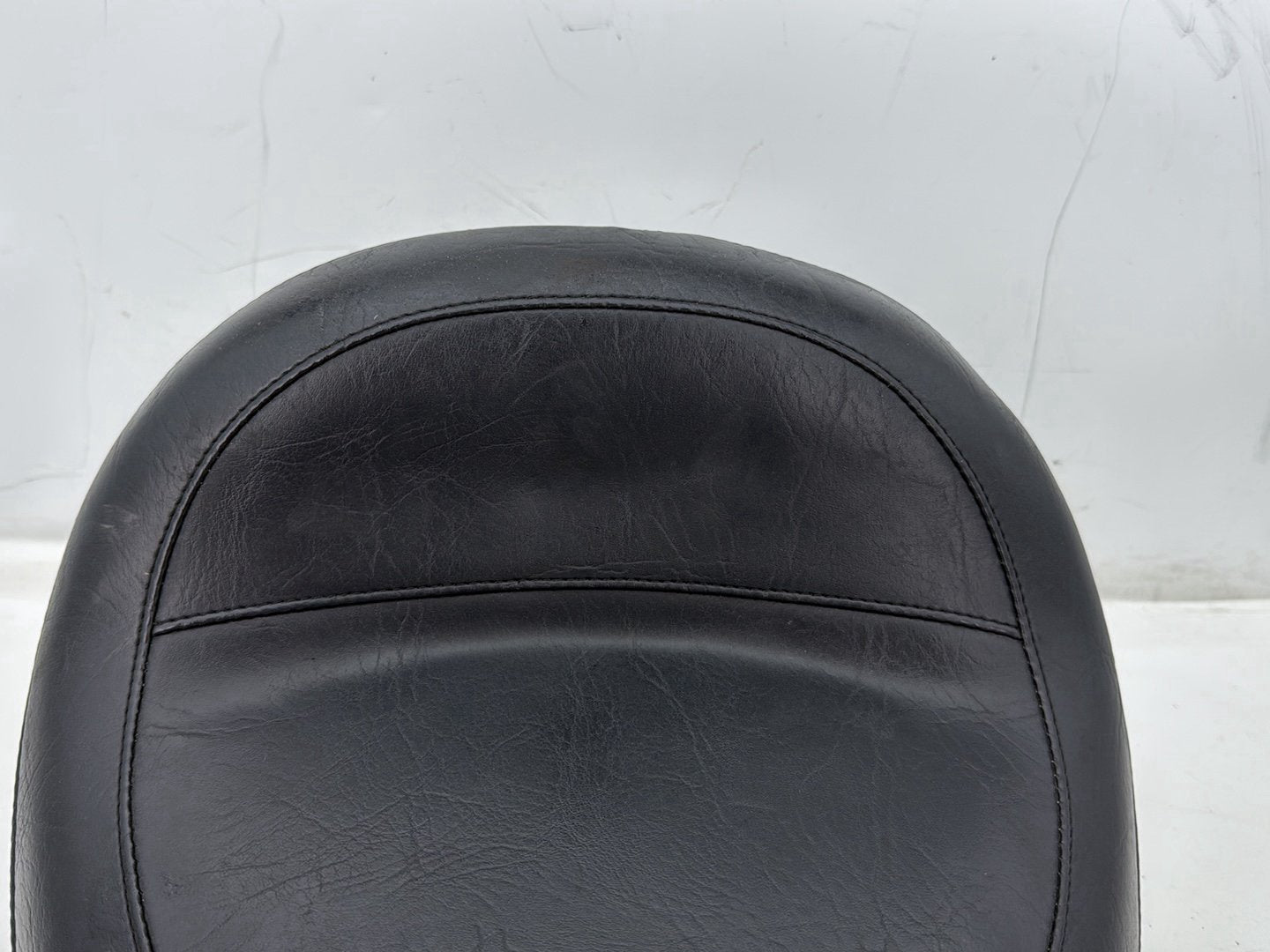 97 Harley Softail FLSTC Heritage Classic Rider Driver Solo Seat Pillion MUSTANG