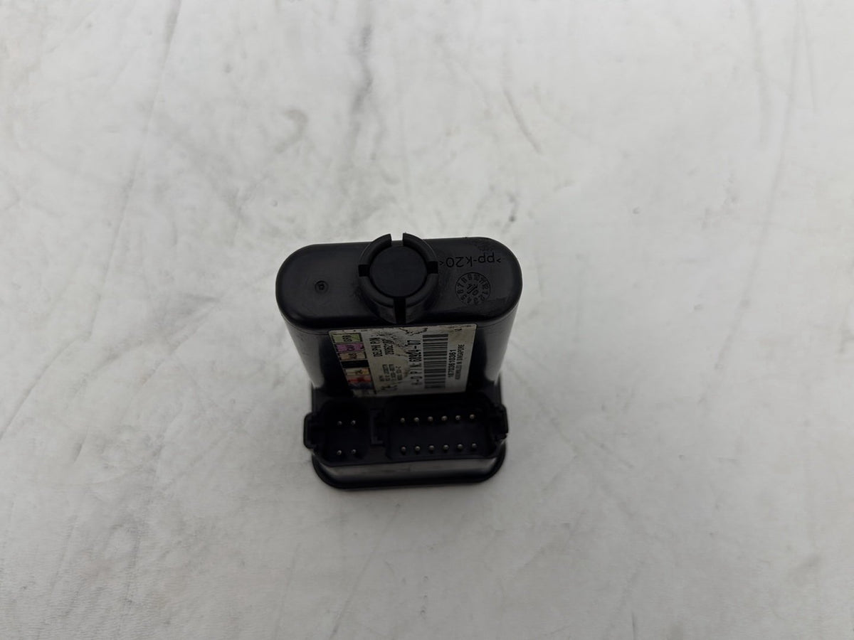 2011 Harley Electra Glide Ultra FLHTK OEM Turn Signal Security Module TSSM