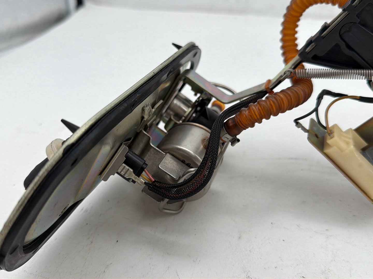 2003 Harley Road King Touring FLHRCI Classic OEM Fuel Pump Gas Gasoline Petrol Sending