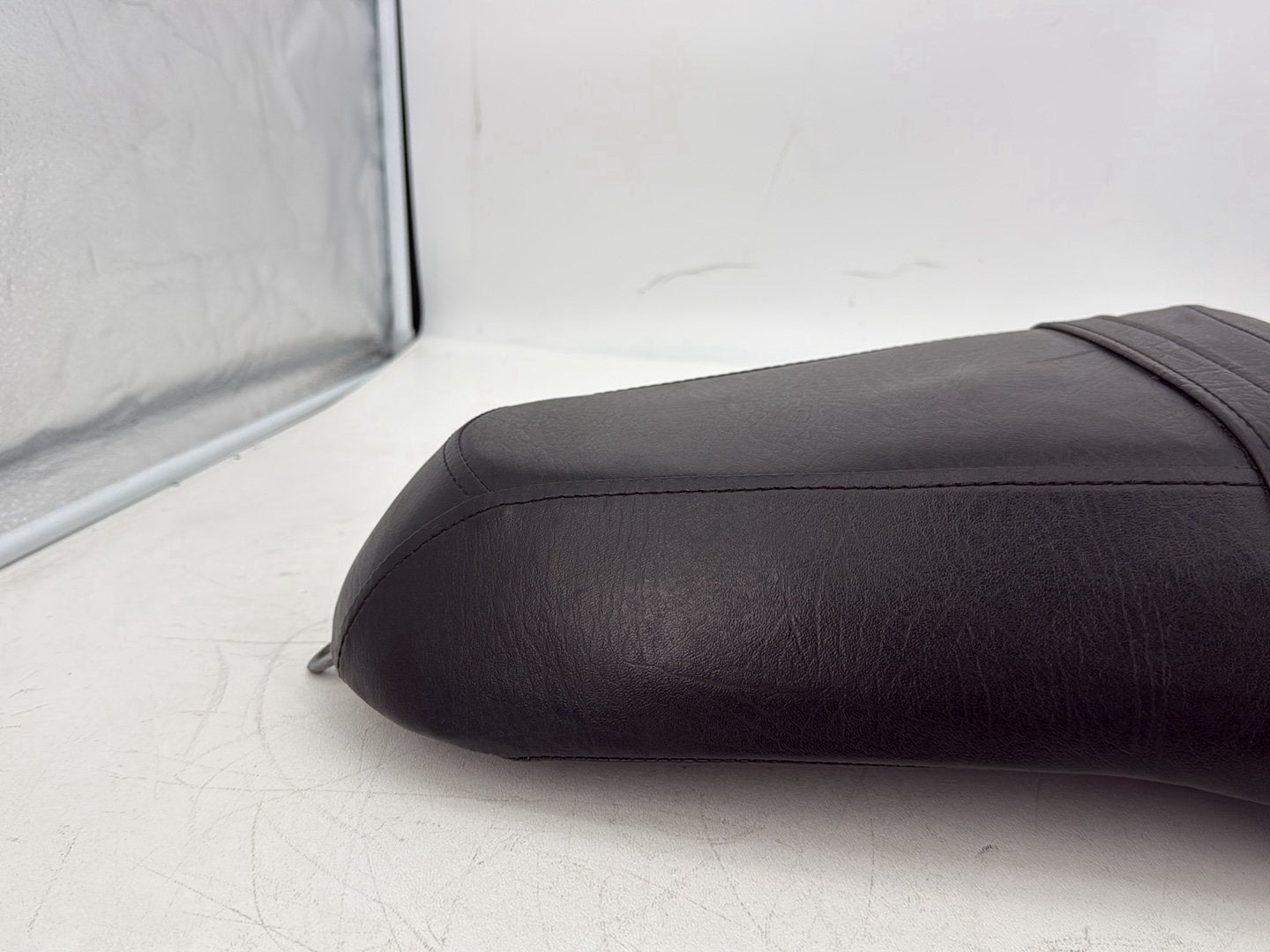 2005 Harley Sportster XL883C 883 Custom OEM Passenger Rider Driver Seat Saddle