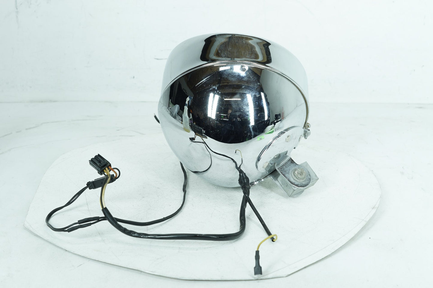 2007 - 2012 Harley-Davidson Softail Heritage Classic Headlight Headlamp Head Lamp Light LED 69748-05B