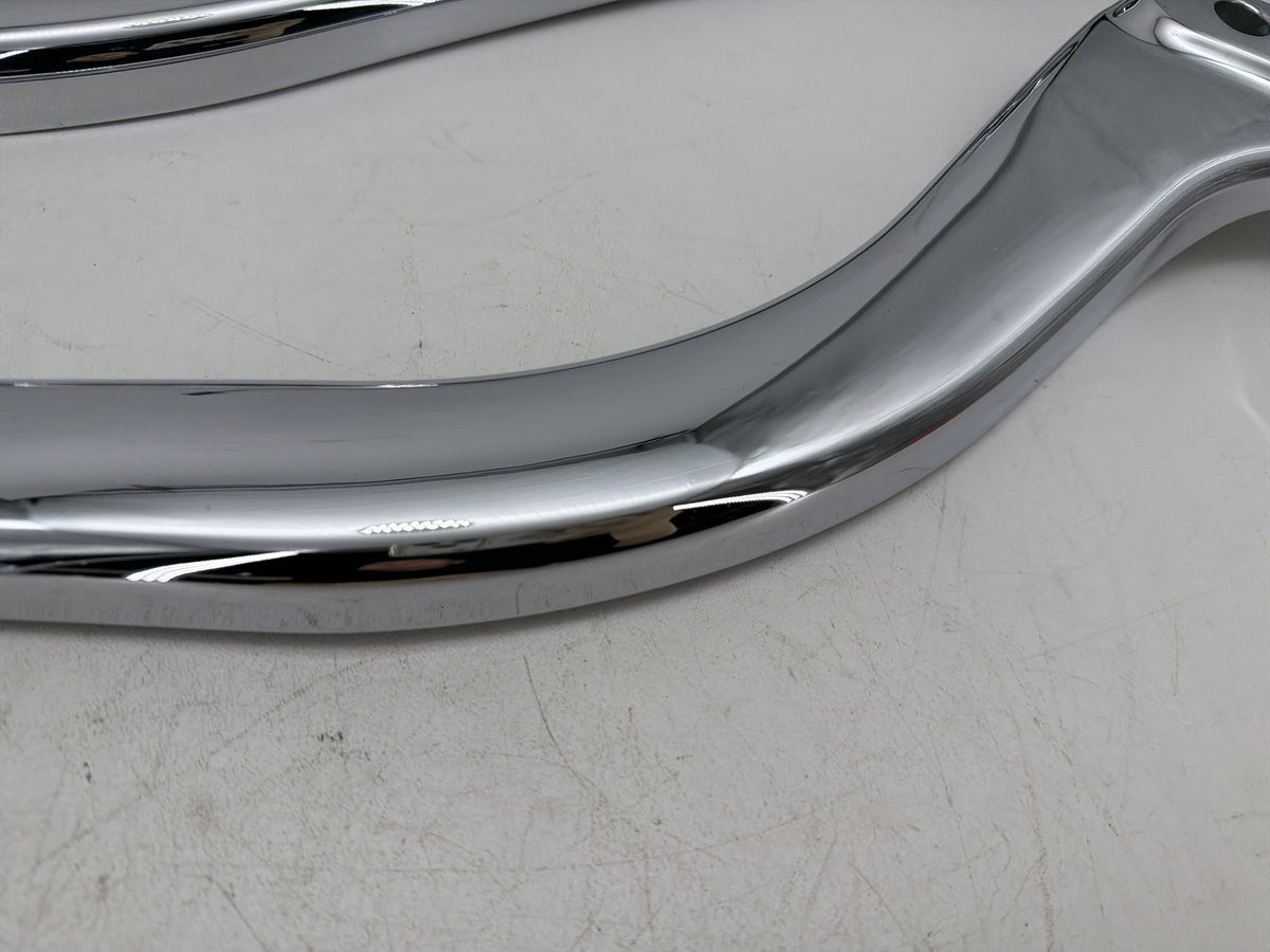 03 Harley Softail Deuce OEM Rear Left Right Fender Struts Bracket & Turn Signal