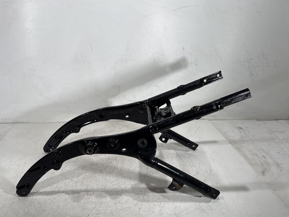 2013 Harley Electra Glide Touring CVO Rear Back Sub Frame Rail Bar 48079-09BHP