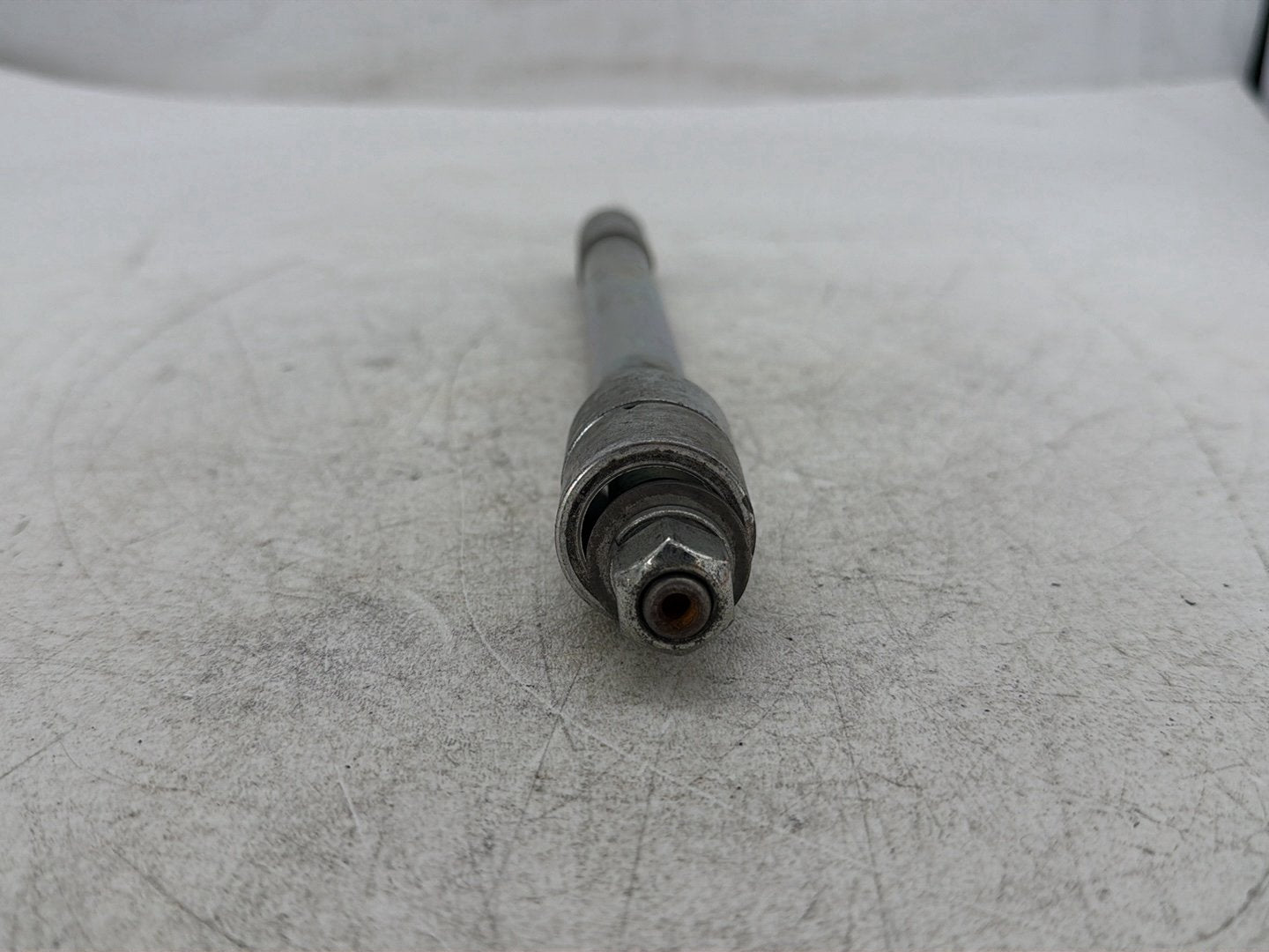 2003 Harley Electra Glide Touring FLHTI OEM Front Wheel Axle Bolt Shaft