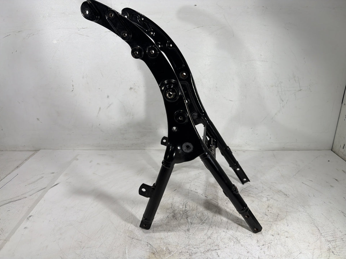2009 Harley Street Glide Touring FLHX OEM Rear Sub Frame Subframe Tail Rail