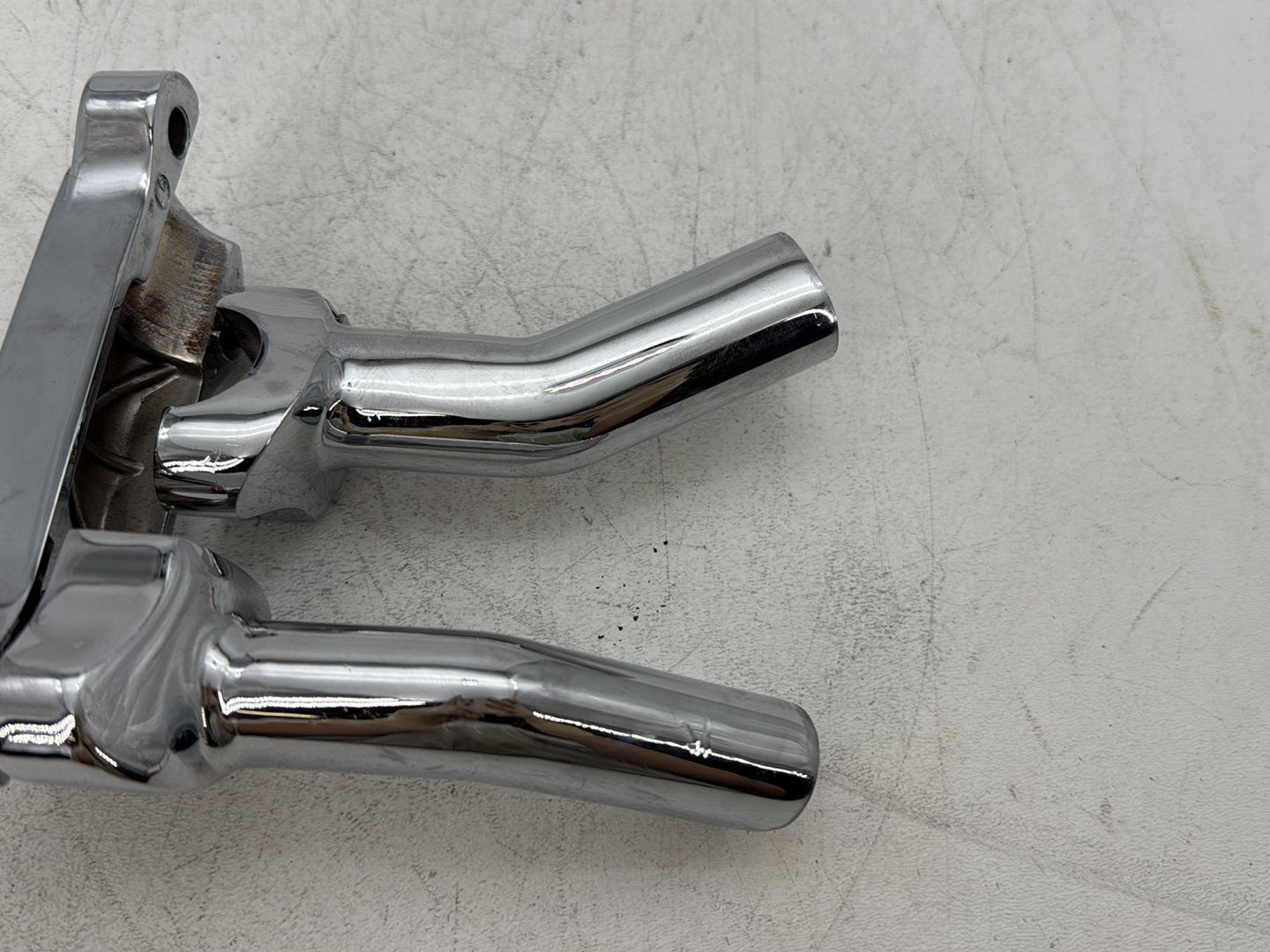 2001 Harley Sportster 883 Hugger XLH883 OEM Front Handlebar Riser Top Clamp Chrome