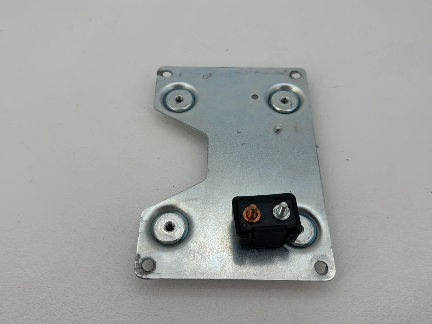 1999 - 2006 Harley-Davidson Dyna Wide Glide Electrical Side Cover Tray Panel  	70984-96A