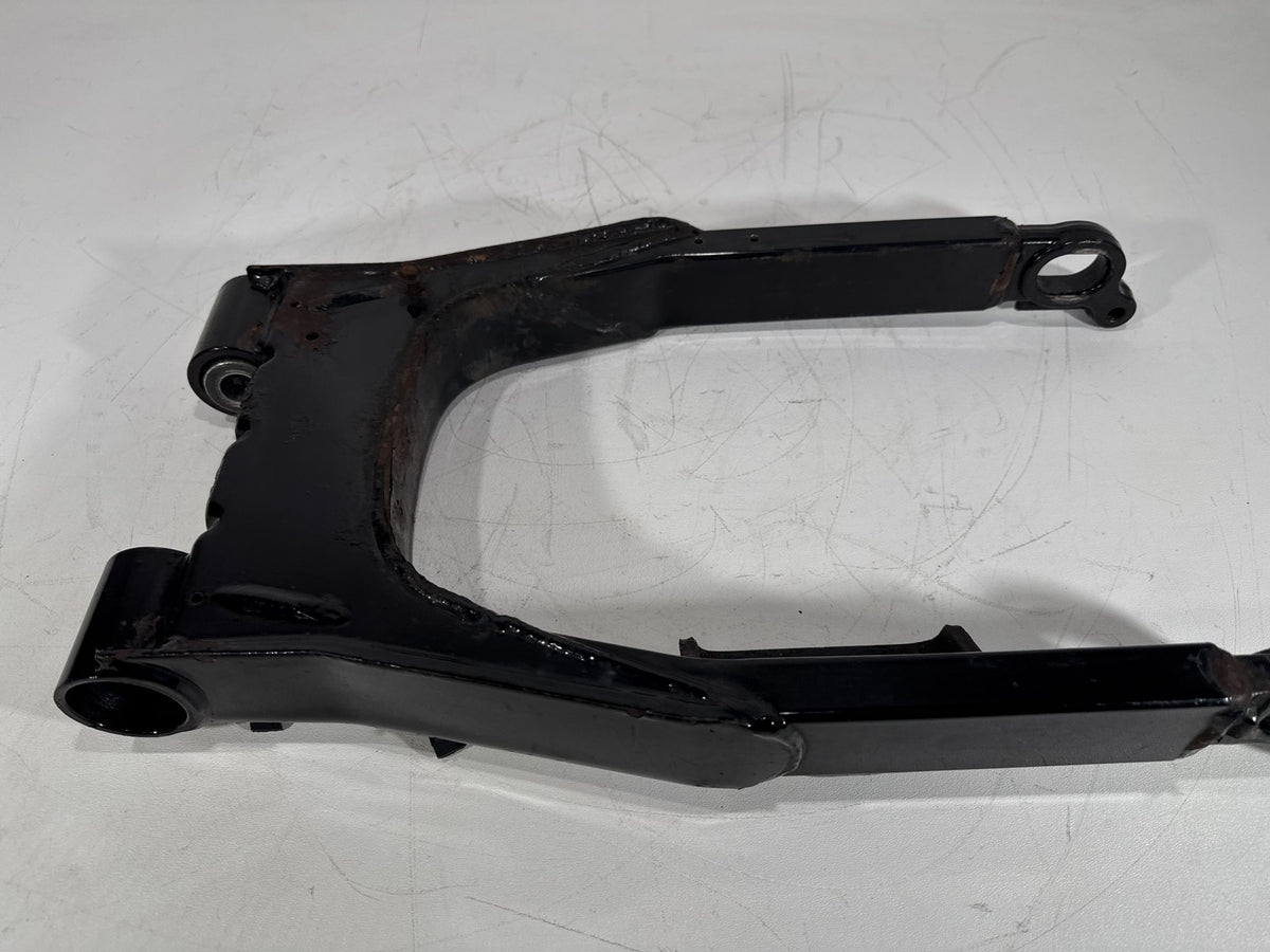 2006 Harley Road King Touring Custom OEM Rear Fork Swingarm Swing Arm