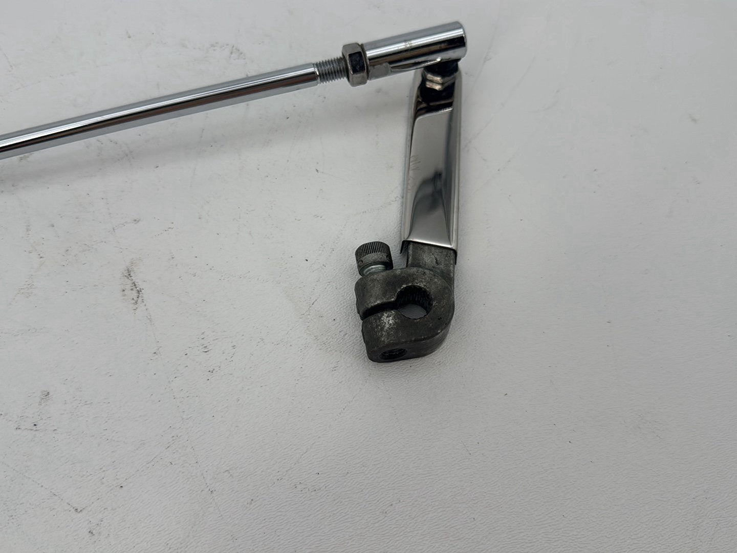 1999 - 2006 Harley-Davidson Dyna Low Rider Gear Shifter Lever Arm w/ Rod linkage 33715-85A