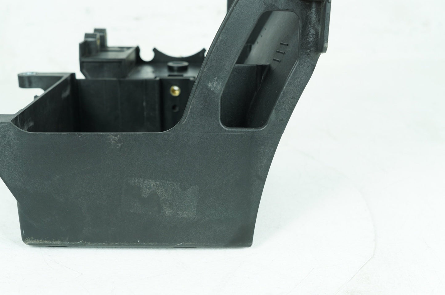 2008 - 2016 Harley-Davidson Touring Electra Glide Ultra Lower Battery Tray Stay Box Cover Panel 66000010