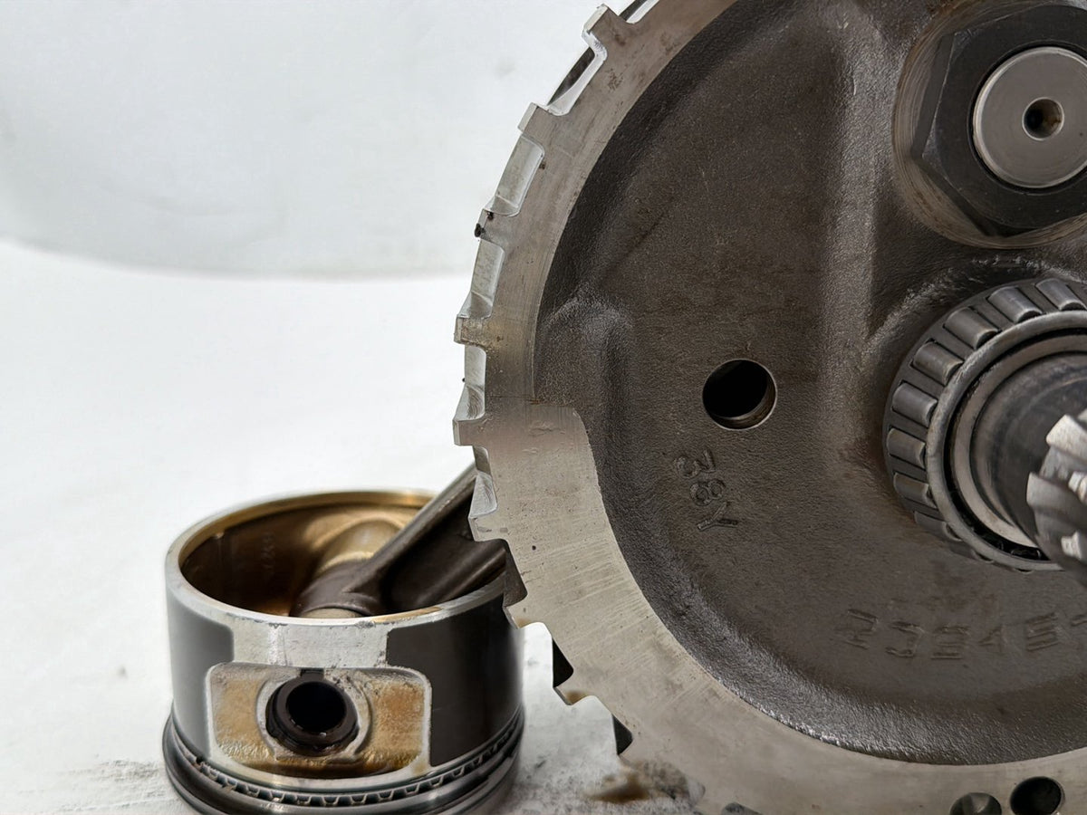 1996 Harley Road King FLHPI EVO Engine Crankshaft Flywheel Pistons Parts