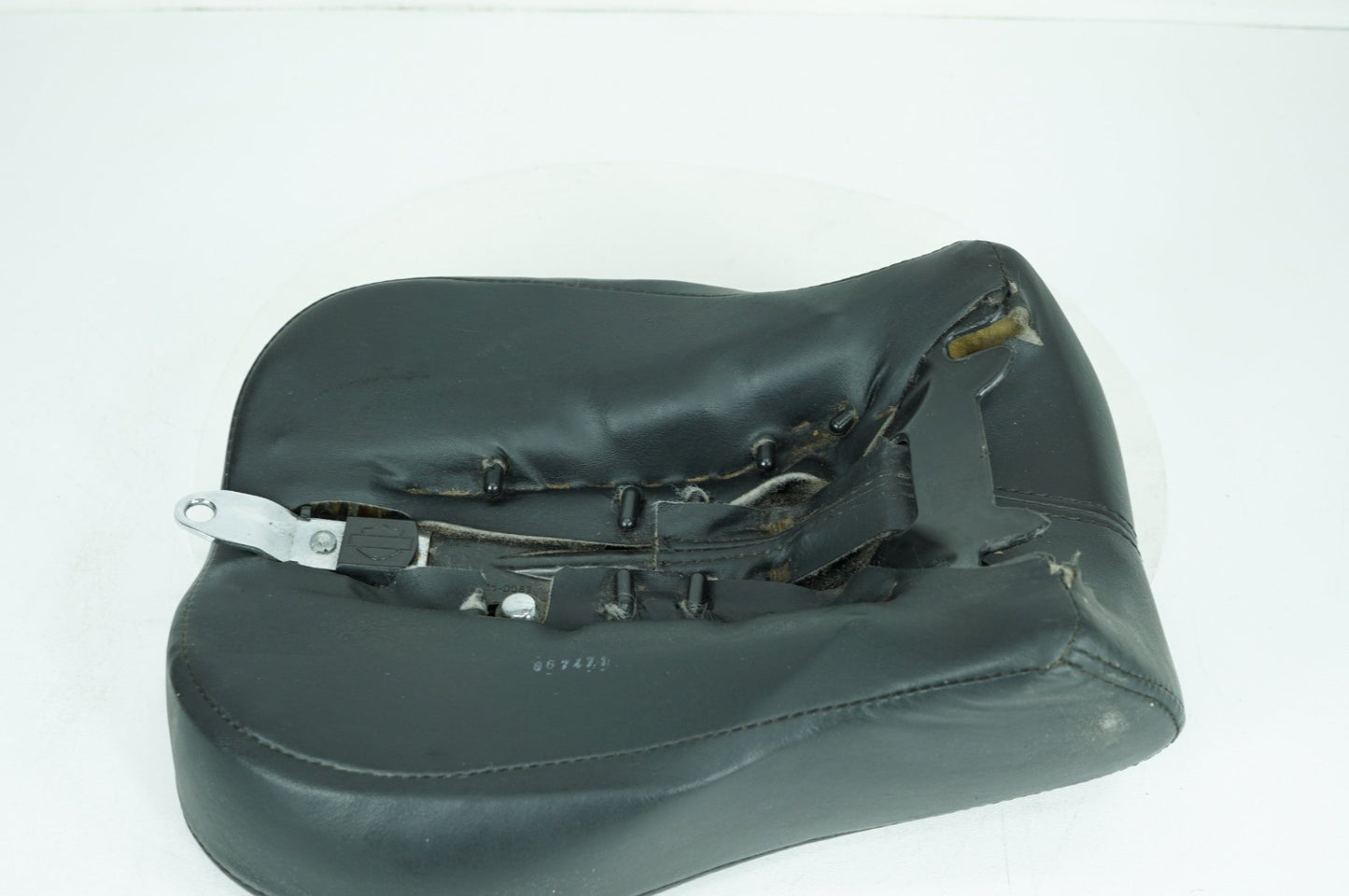 2007 - 2016 Harley-Davidson Touring CVO Electra Screamin Eagle Rear Passenger Pillion Seat 51812-09