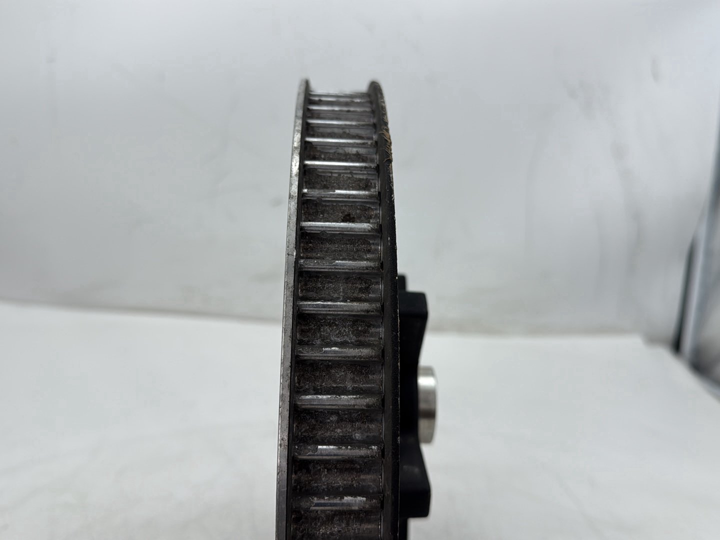 2010 Harley Street Glide Touring FLHX OEM Rear Driver Pulley Sprocket