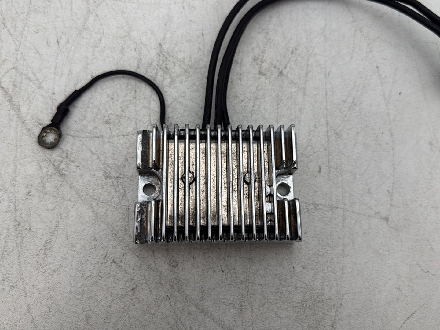1998 Harley Softail Custom FXSTC OEM Voltage Regulator Rectifier