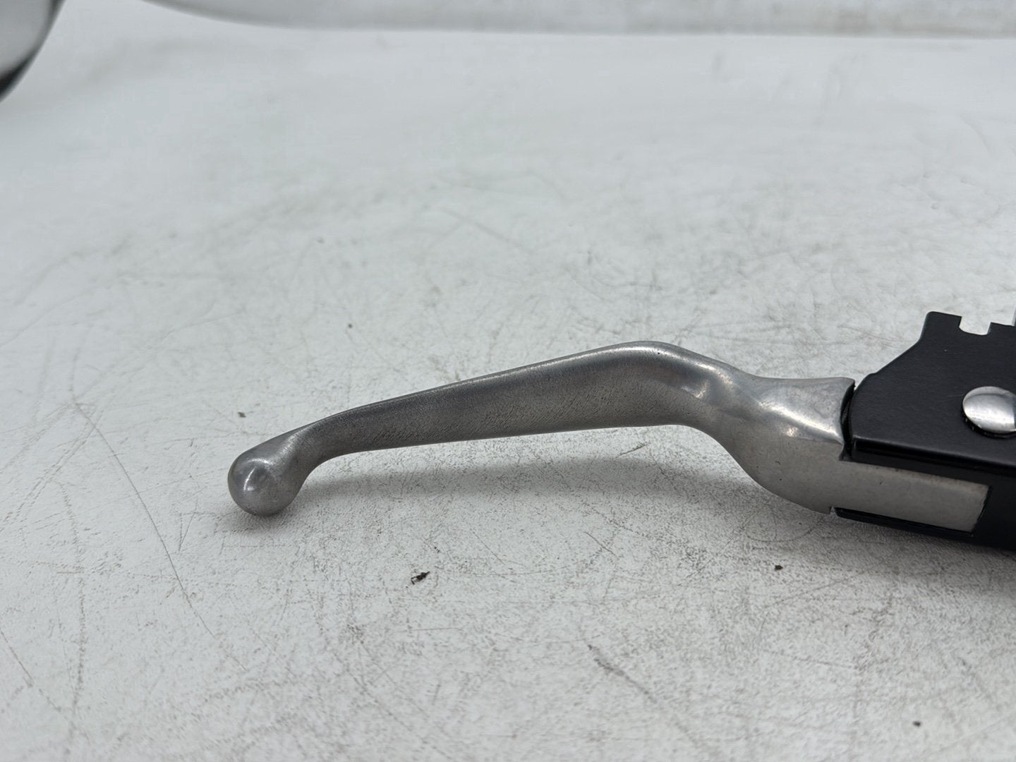 2000 Harley Electra Glide Touring OEM Front Right Brake Lever Master Cylinder