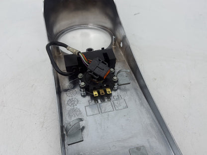 2005 Harley Touring FLHRCI Road King Classic OEM Fuel Gas Tank Dash Console NOKey