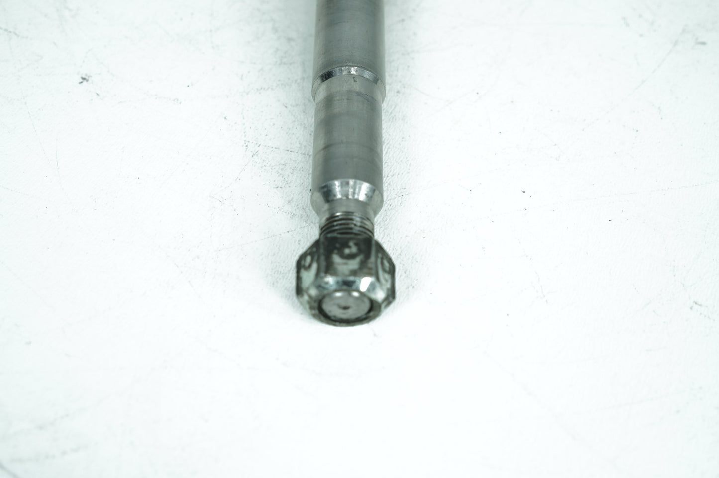 1999 - 2006 Harley-Davidson Softail Fat Boy Front Wheel Axle Bolt Shaft 41584-86A