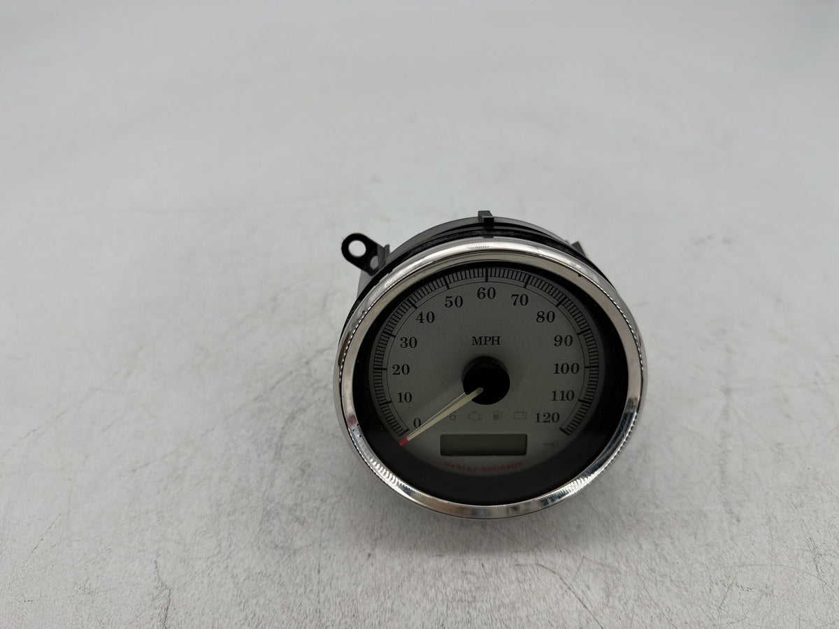 2010 Harley Street Glide Touring FLHX OEM Speedo Speedometer Gauge Cluster
