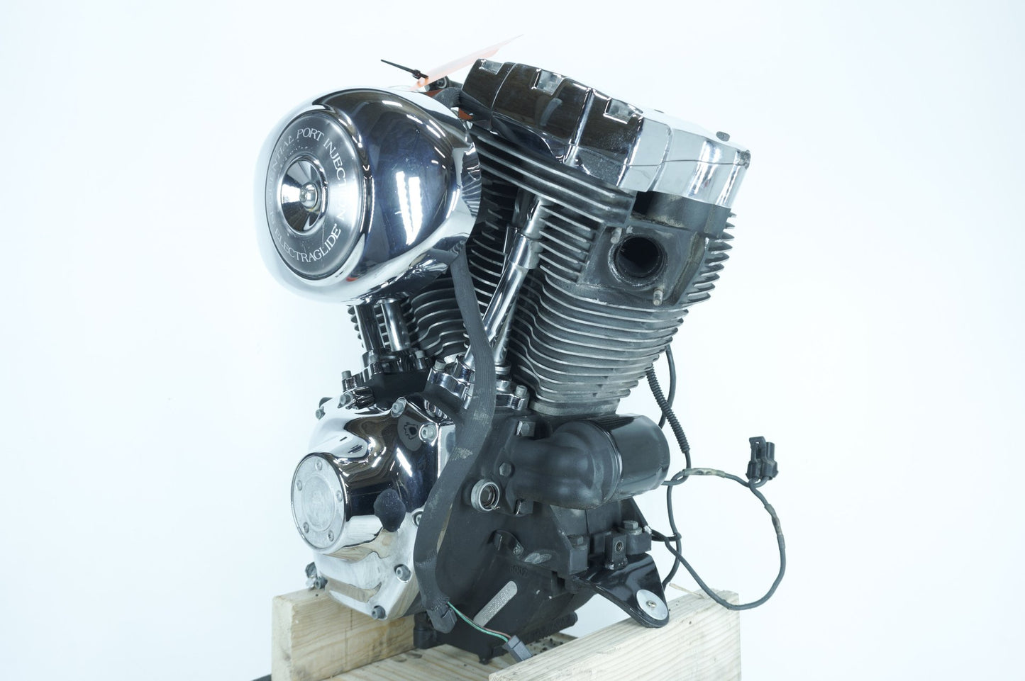 1999 - 2006 Harley-Davidson Touring Electra Glide Ultra EFI Twin Cam 88 Engine Motor  	16180-02