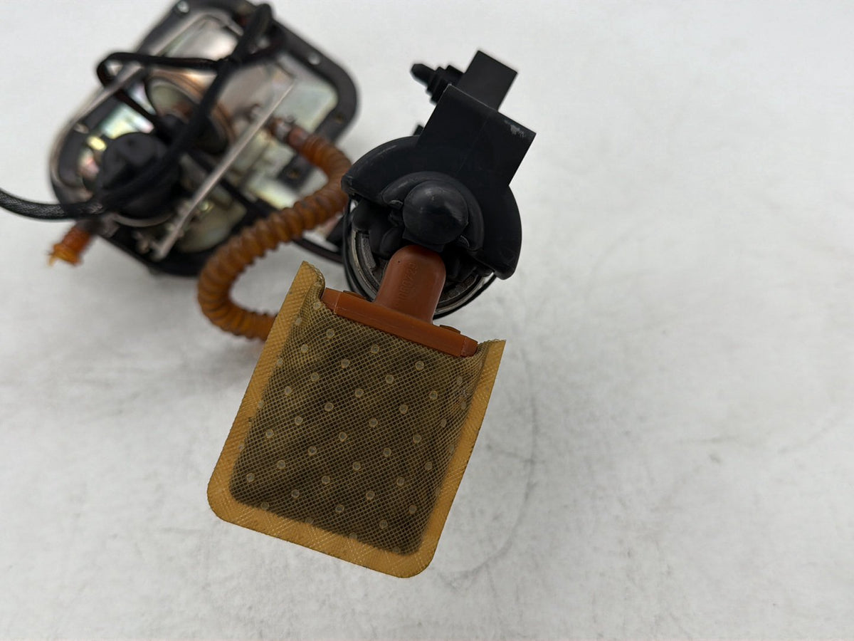 2007 Harley Softail Standard FXST OEM Fuel Pump Gas Gasoline Petrol Sending
