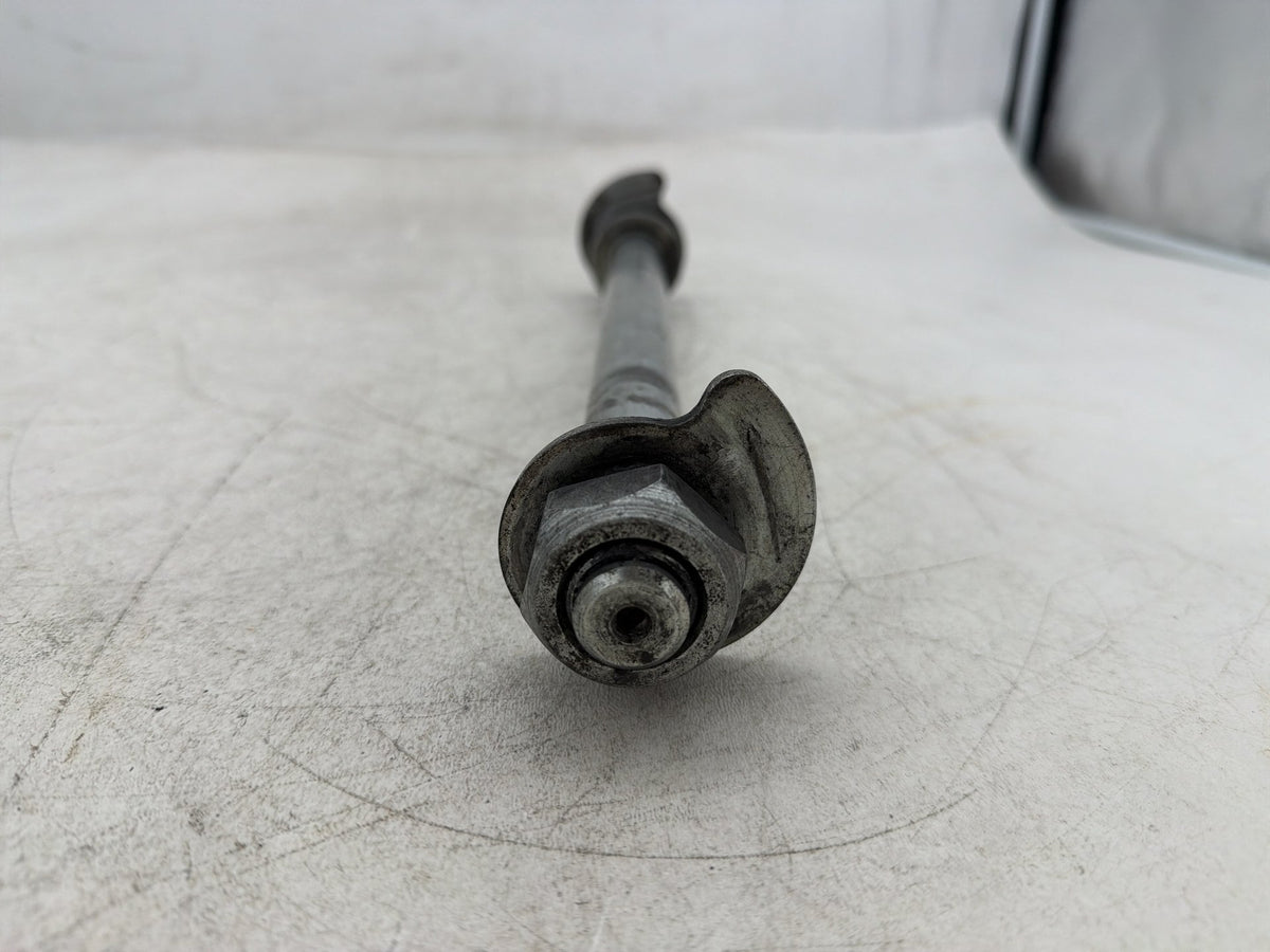 2009 Harley Electra Glide Touring CVO Screamin Eagle Rear Wheel Axle Bolt Shaft