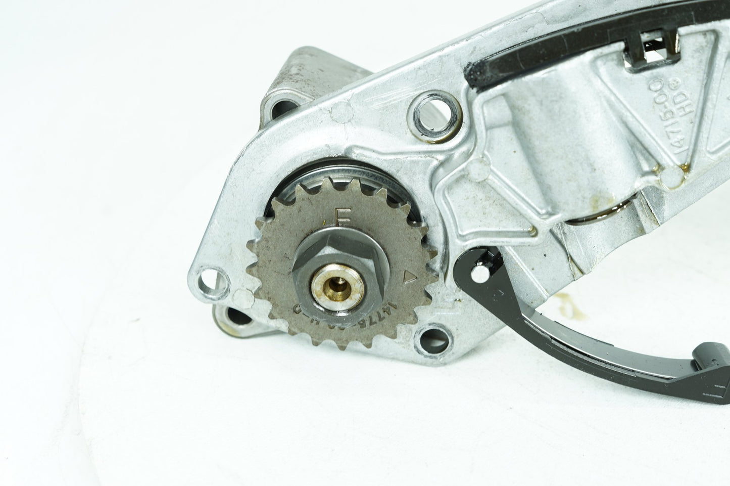 1999 - 2006 Harley-Davidson Softail Heritage Engine Motor Lower Timing Chain Guide 14715-00