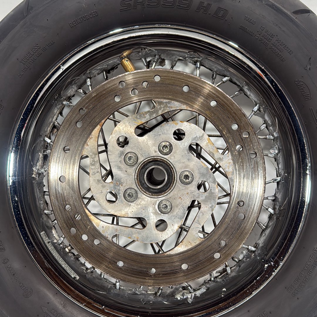 1999 - 2006 Harley-Davidson Touring Electra Glide Ultra Rear Wheel Rim Tire Spoked  	43440-05A